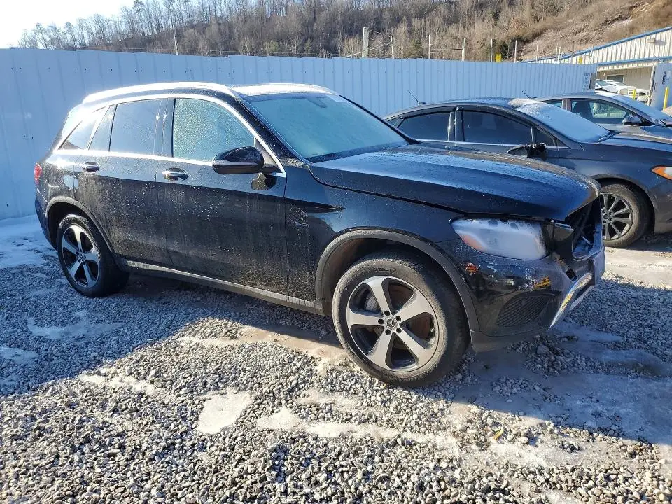 2019 MERCEDES-BENZ GLC 350E  