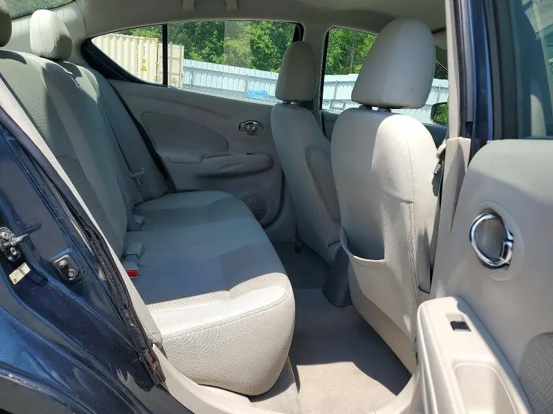 2015 NISSAN VERSA 1.6 SV  