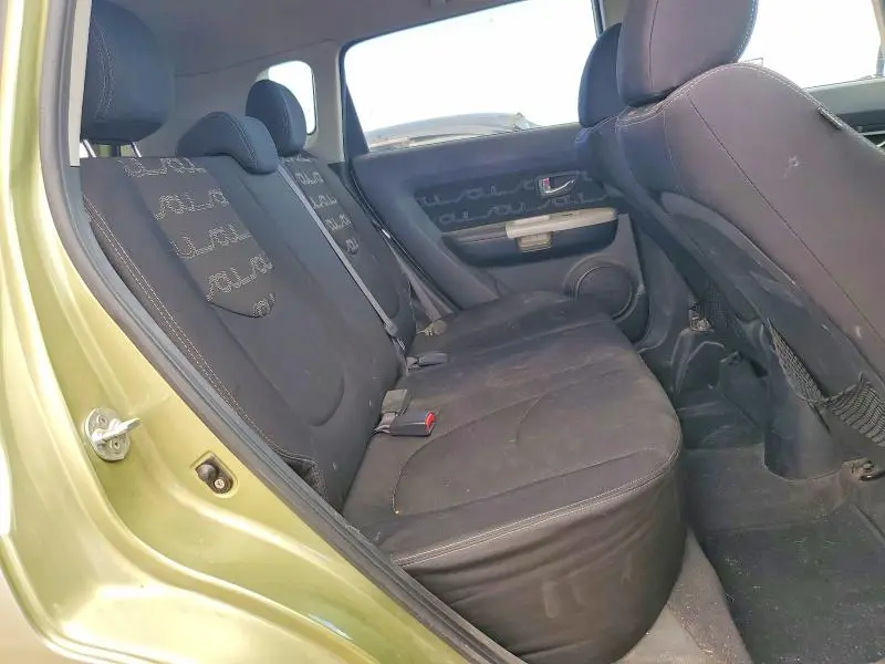 2012 KIA SOUL +  