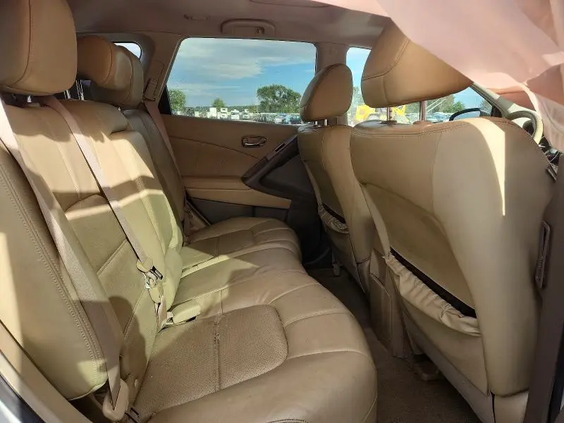 2011 NISSAN MURANO S  