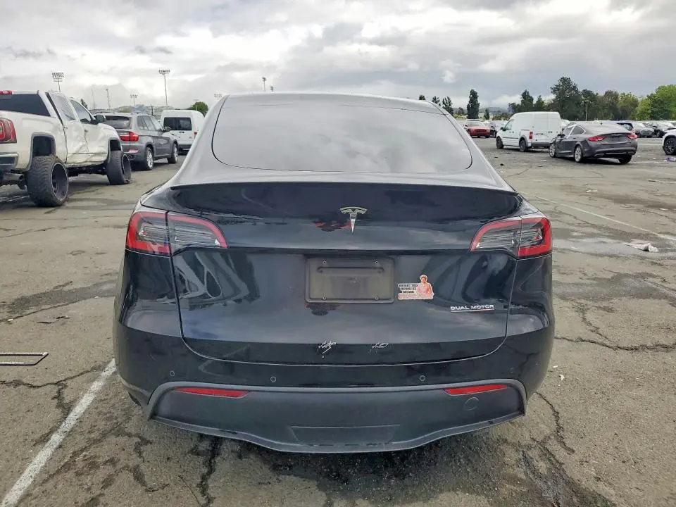 2022 TESLA MODEL Y   