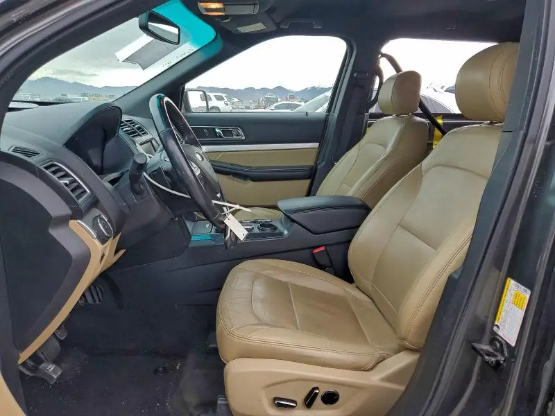 2016 FORD EXPLORER XLT  