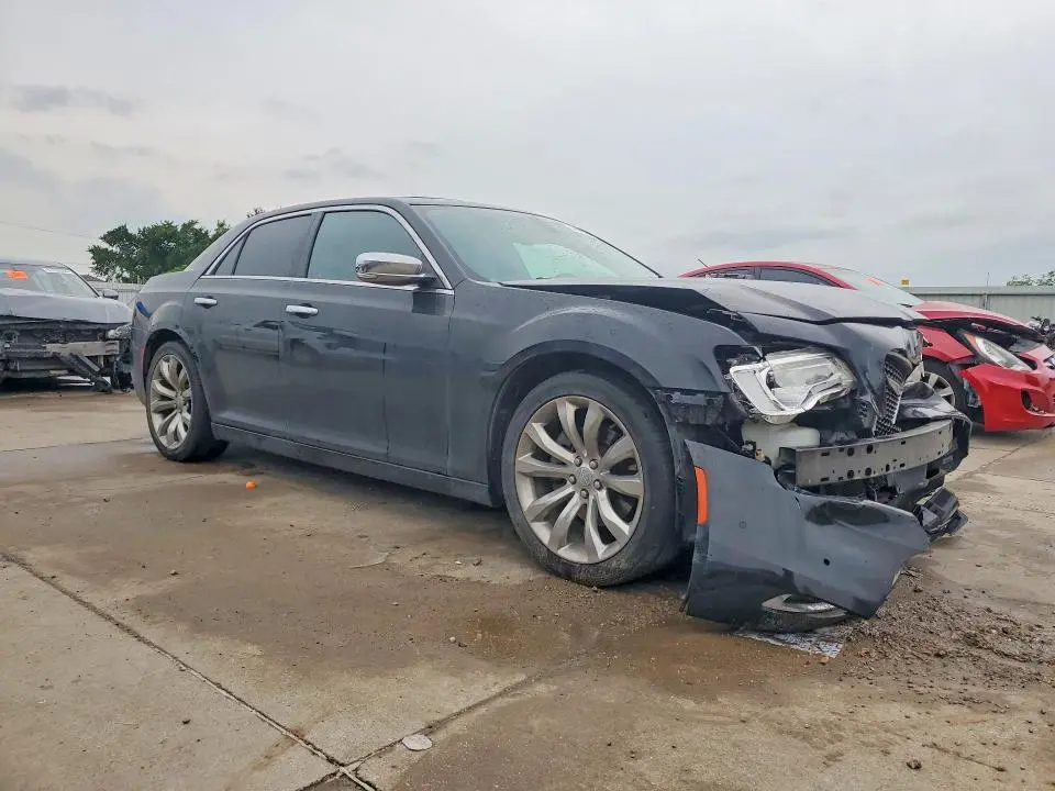 2015 CHRYSLER 300C   