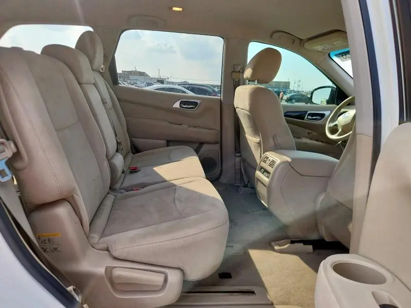 2014 NISSAN PATHFINDER S  