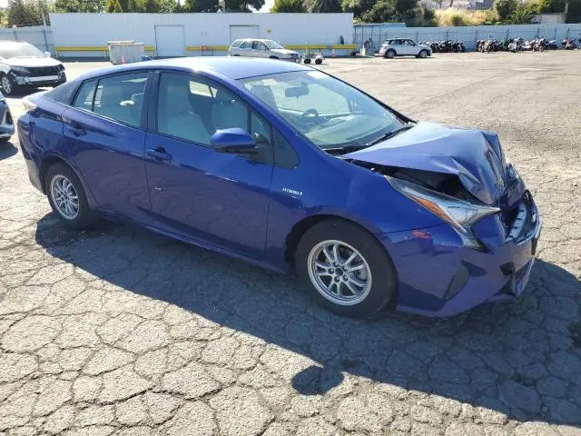 2016 TOYOTA PRIUS   