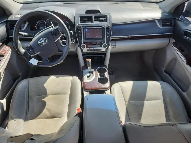 2014 TOYOTA CAMRY XLE  
