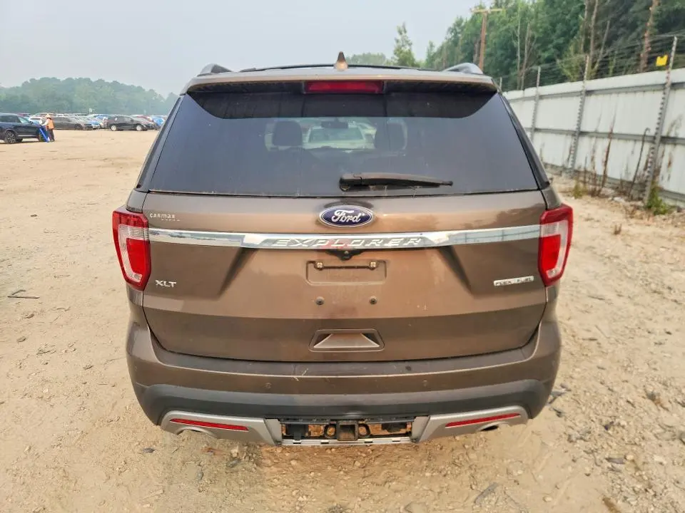 2016 FORD EXPLORER XLT  