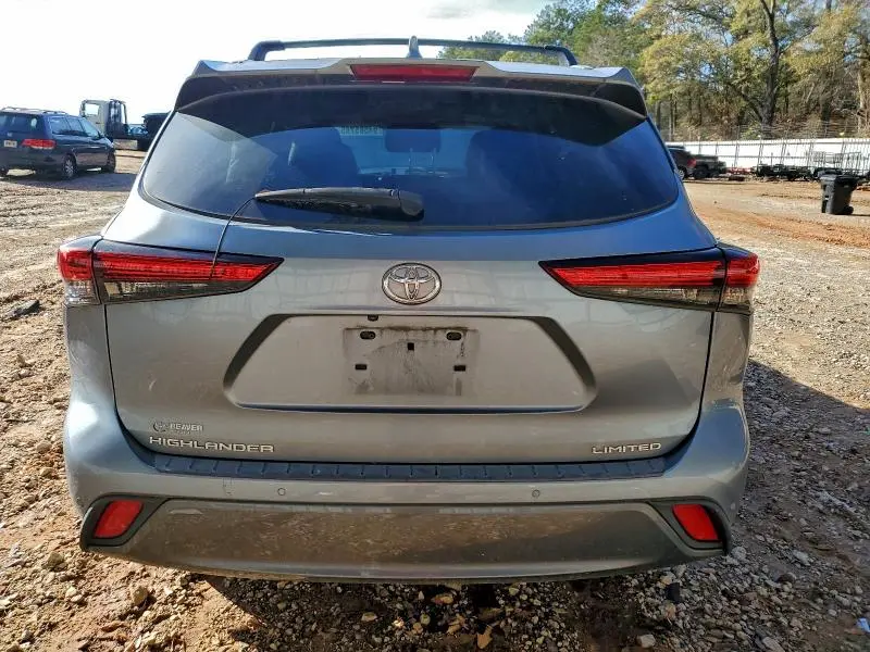 2021 TOYOTA HIGHLANDER LIMITED  