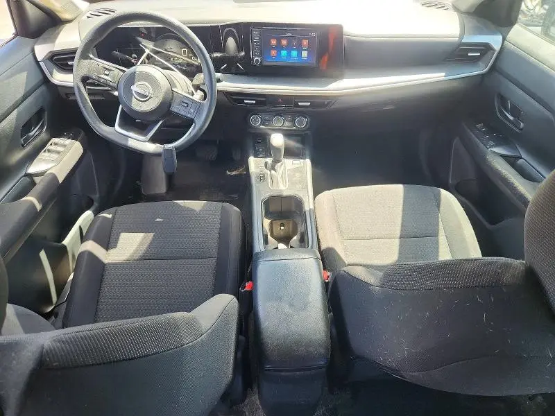 2025 NISSAN KICKS S  
