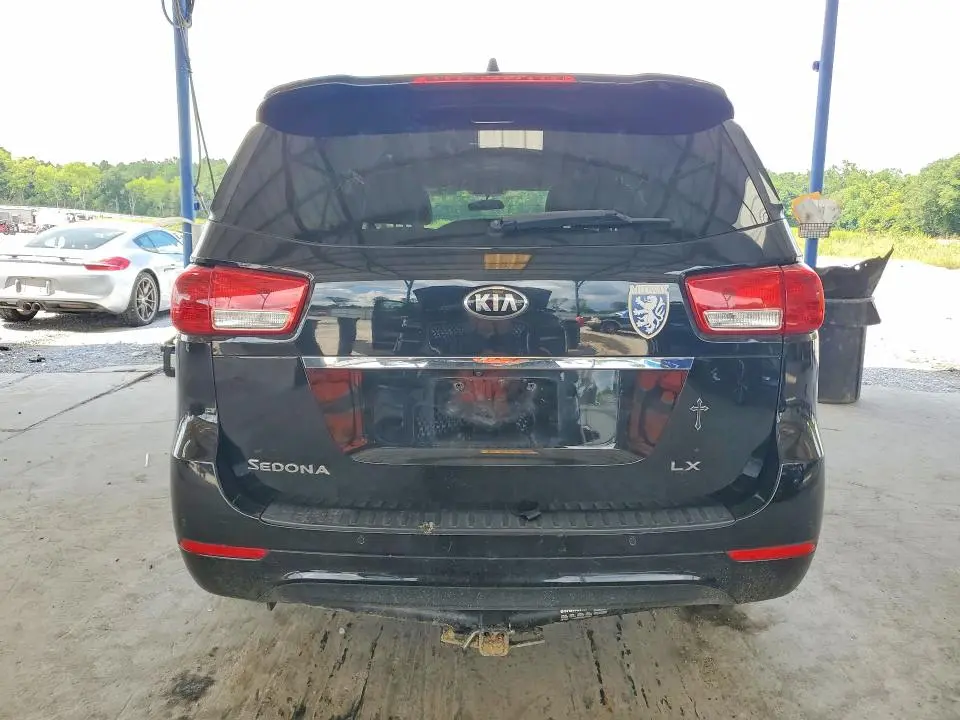 2018 KIA SEDONA LX  