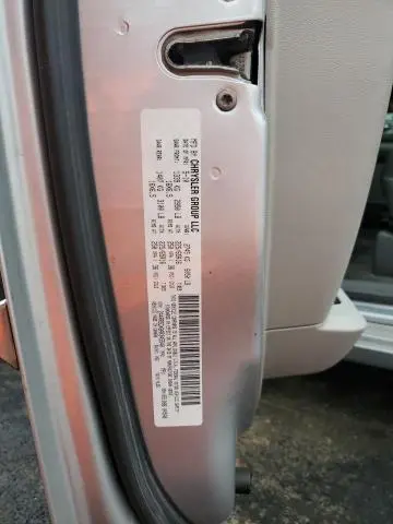 2010 CHRYSLER TOWN & COUNTRY TOURING