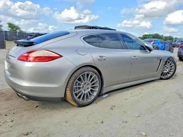 2012 PORSCHE PANAMERA S HYBRID  