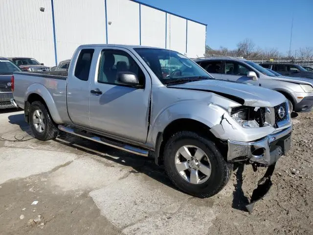 2011 NISSAN FRONTIER SV