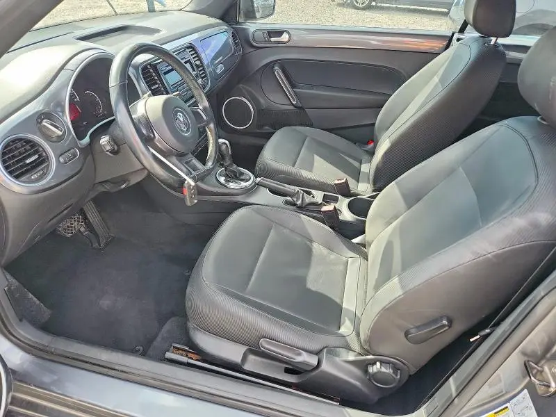 2013 VOLKSWAGEN BEETLE   