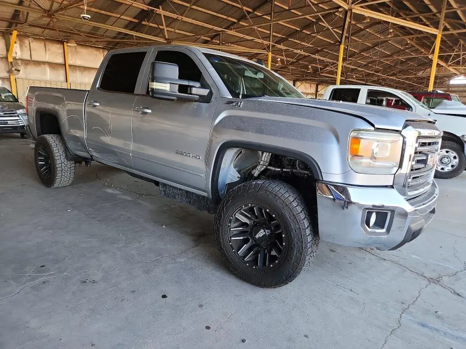 2016 GMC SIERRA K2500 SLE  