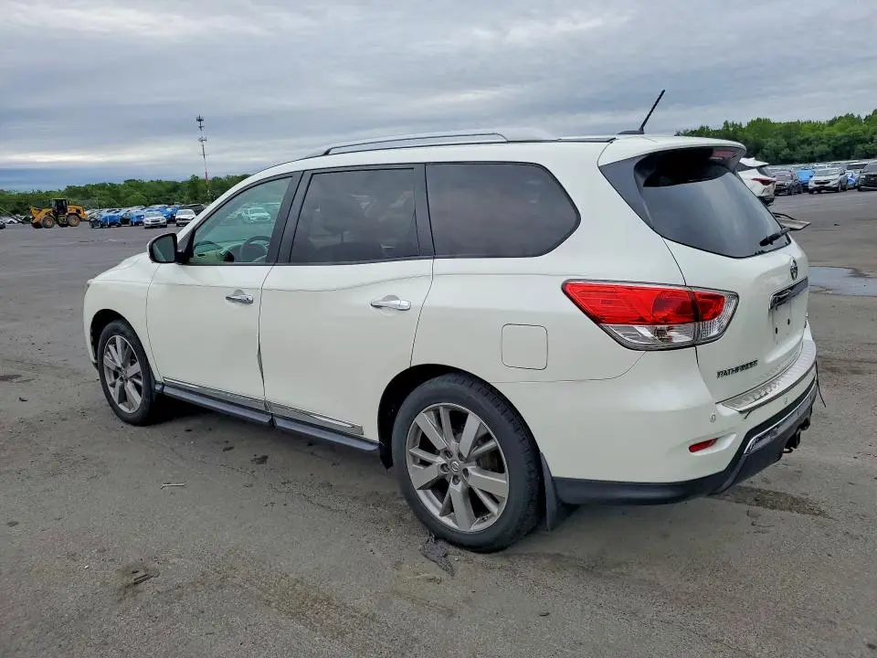 2016 NISSAN PATHFINDER PLATINUM  