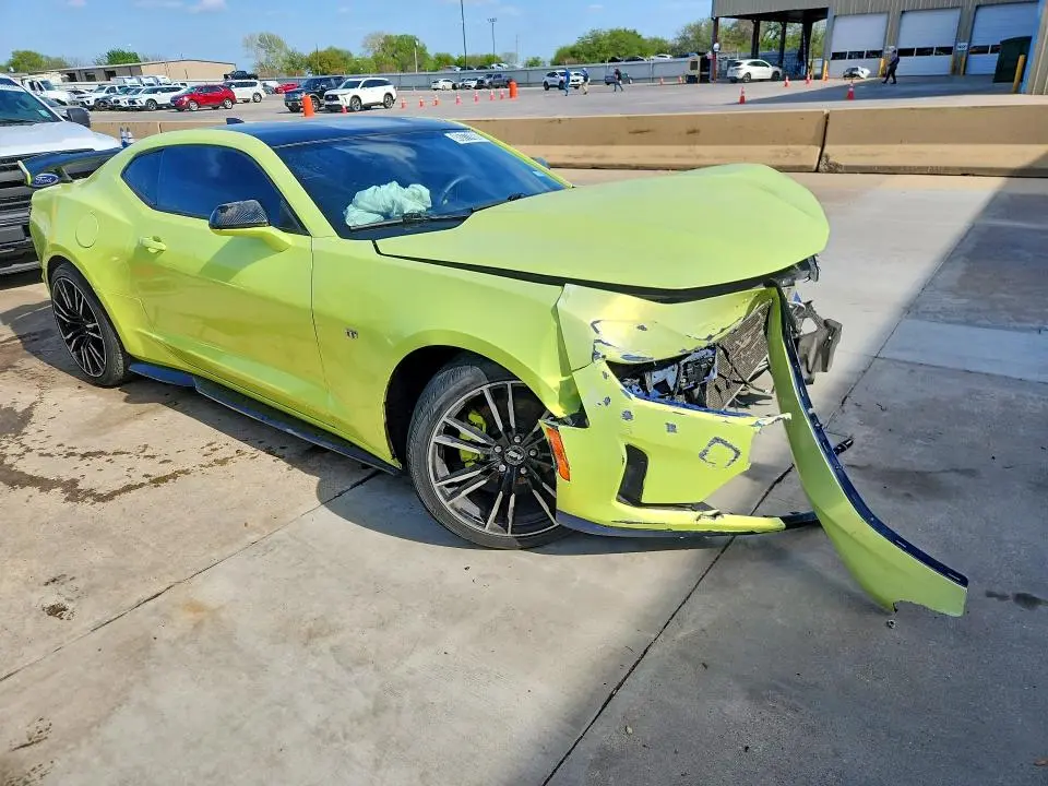 2020 CHEVROLET CAMARO LS  