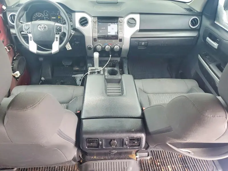 2018 TOYOTA TUNDRA SR5  