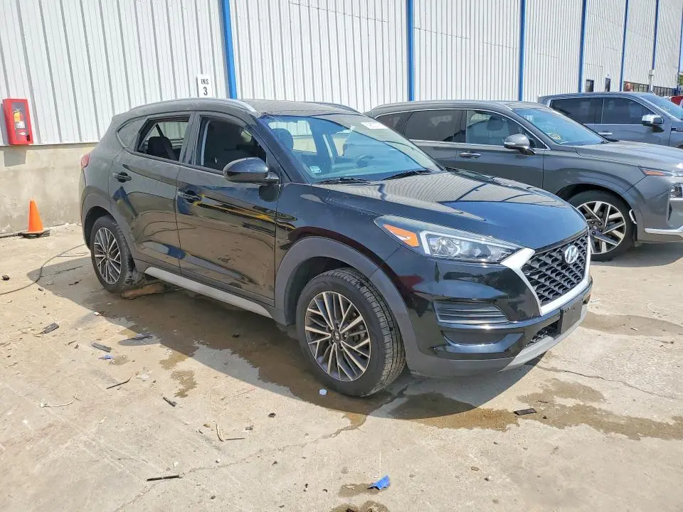 2021 HYUNDAI TUCSON SEL  