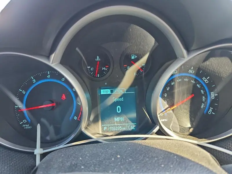 2015 CHEVROLET CRUZE LT  