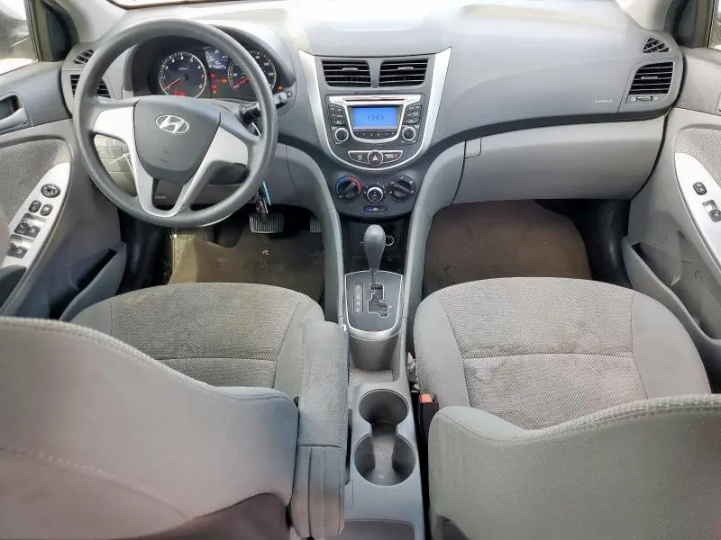 2013 HYUNDAI ACCENT GLS  