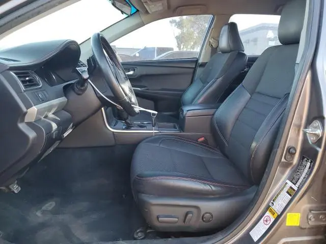 2016 TOYOTA CAMRY LE  