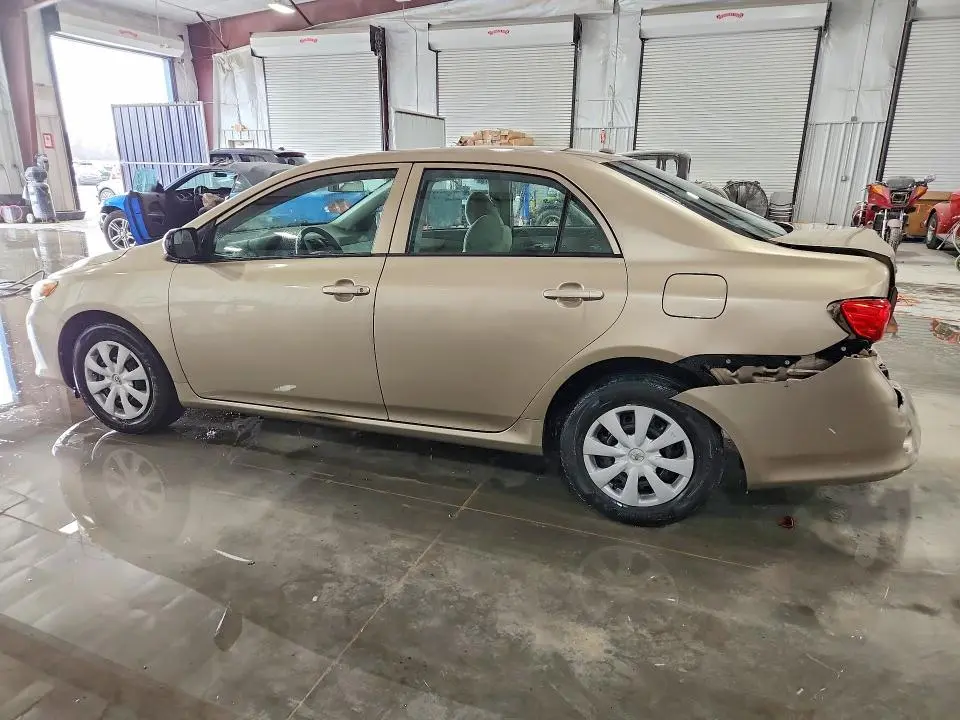 2010 TOYOTA COROLLA BASE  