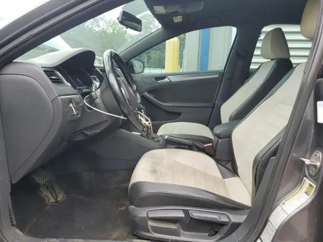 2017 VOLKSWAGEN JETTA SPORT  