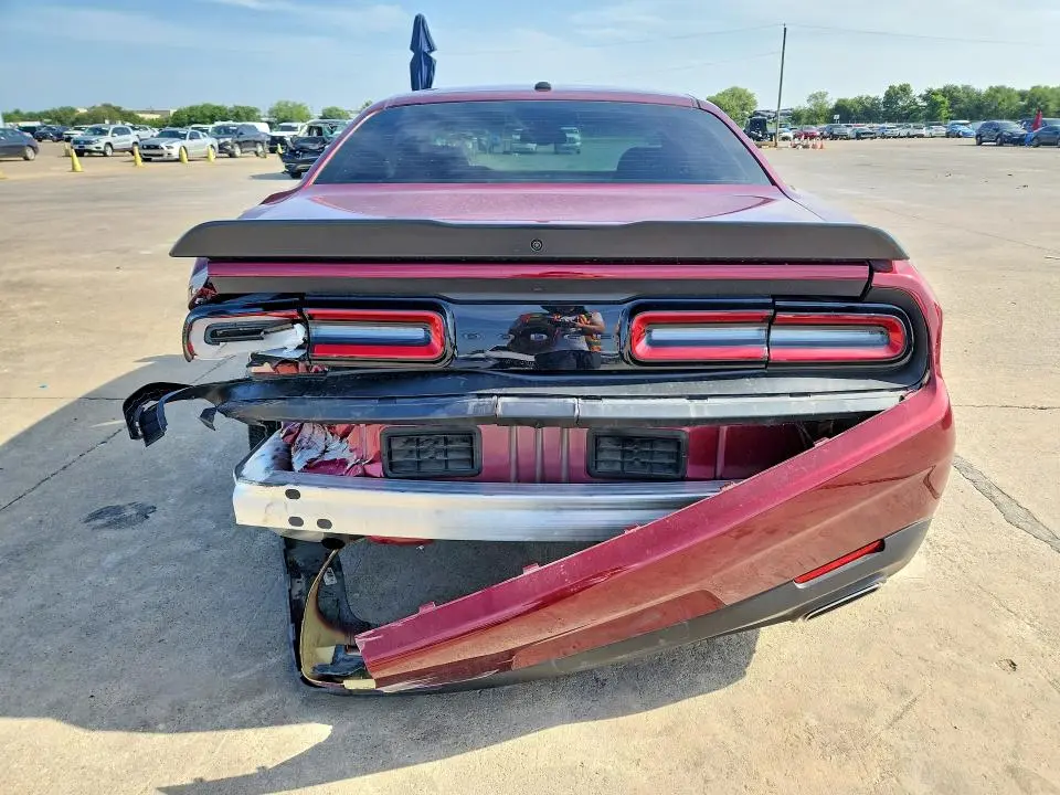 2022 DODGE CHALLENGER SXT  