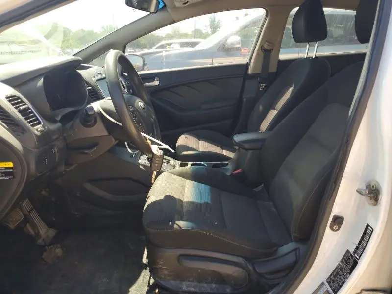 2018 KIA FORTE LX  