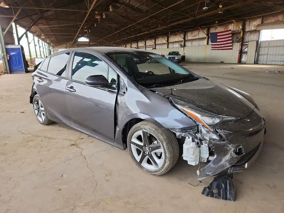 2016 TOYOTA PRIUS THREE TOURING  