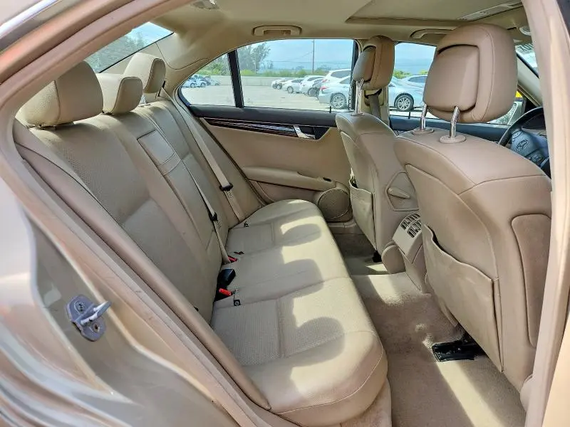 2010 MERCEDES-BENZ C 300  