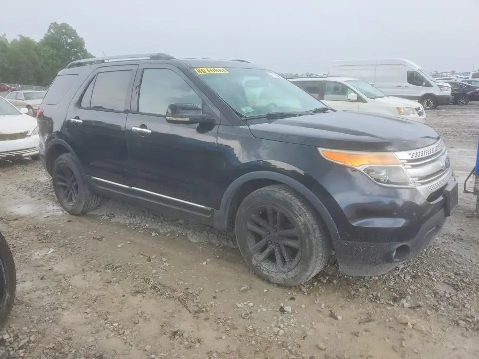 2011 FORD EXPLORER XLT  