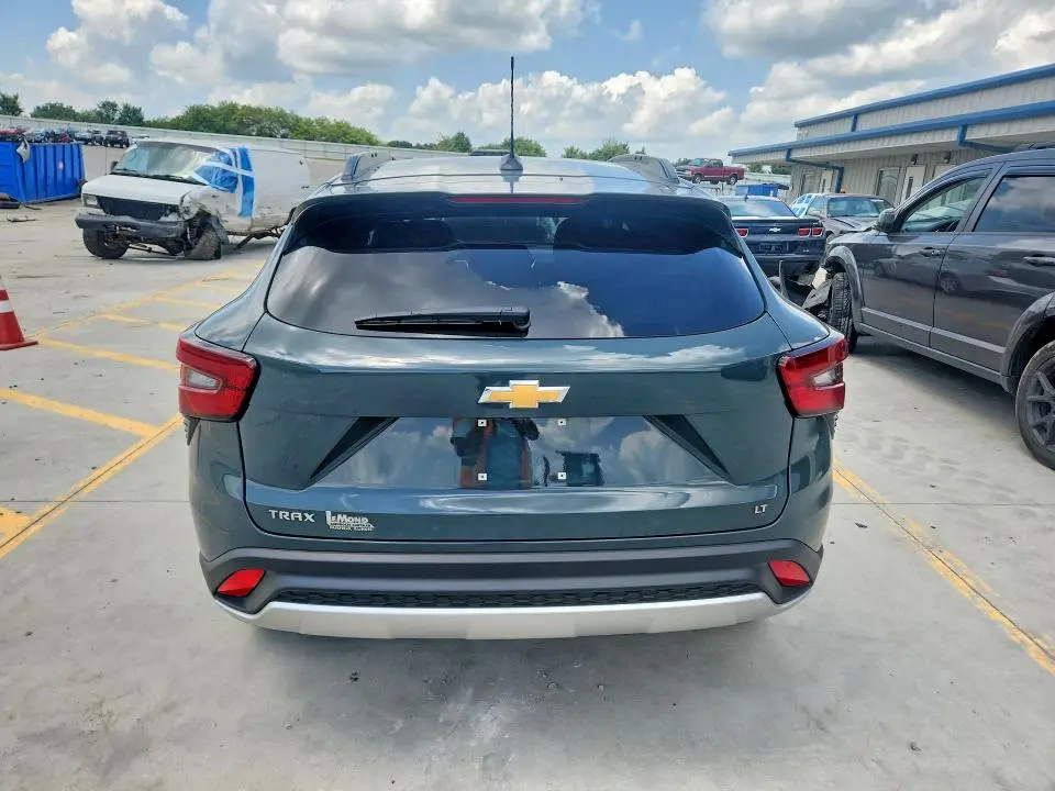 2025 CHEVROLET TRAX 1LT  