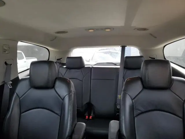 2010 CHEVROLET TRAVERSE LT