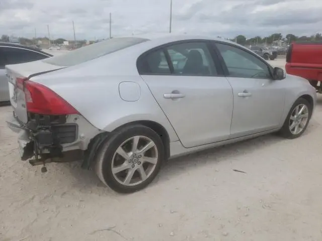 2015 VOLVO S60   