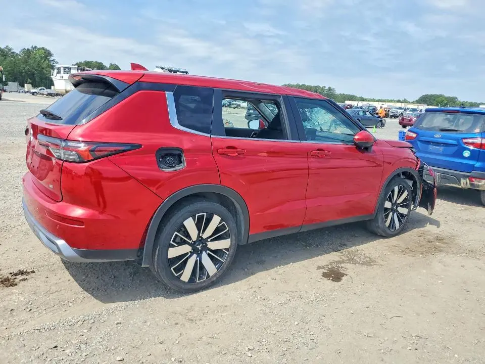 2025 MITSUBISHI OUTLANDER SE  