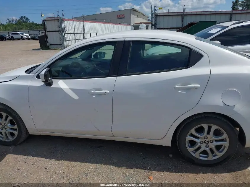 2017 TOYOTA YARIS IA  