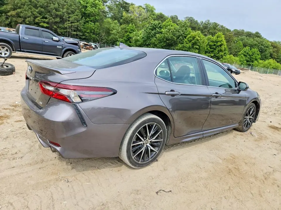 2022 TOYOTA CAMRY   