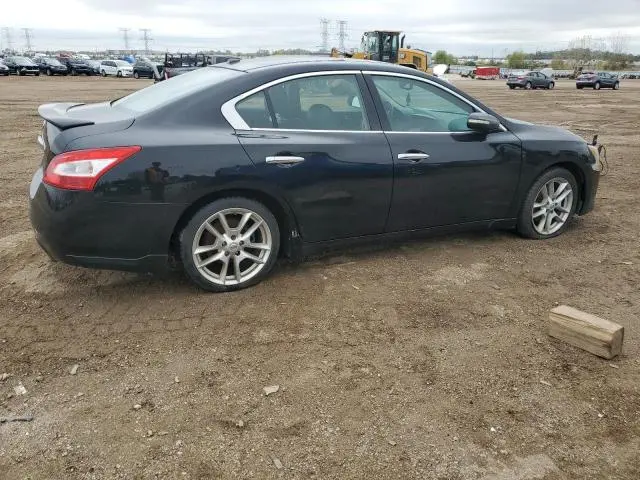 2011 NISSAN MAXIMA S  