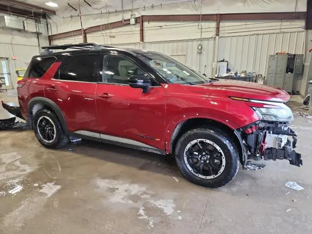 2023 NISSAN PATHFINDER SV  