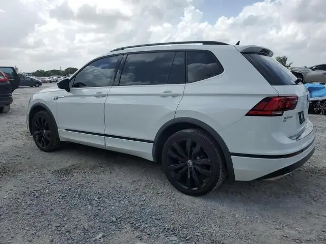 2020 VOLKSWAGEN TIGUAN SE  