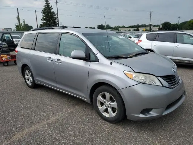 2011 TOYOTA SIENNA LE  
