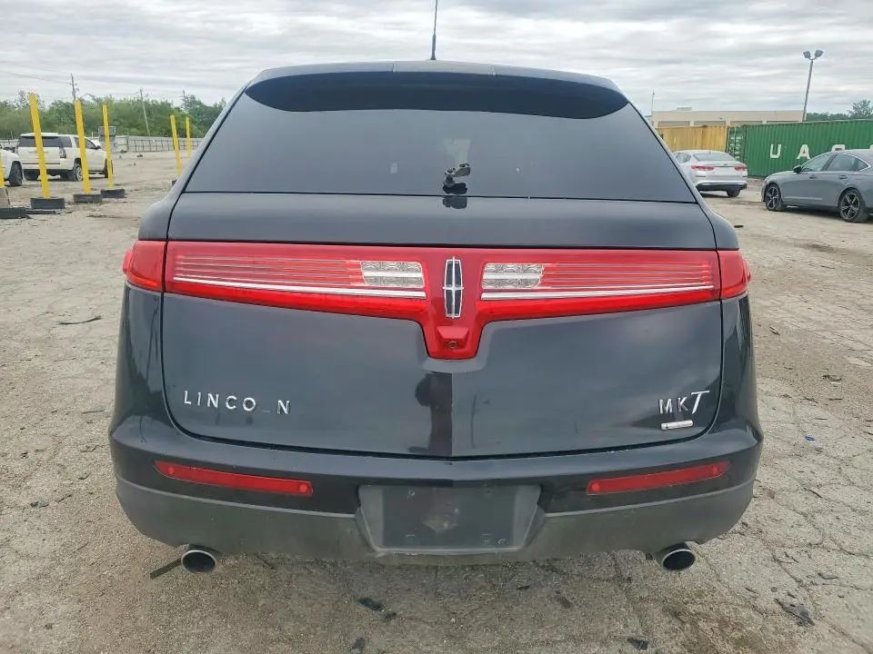 2010 LINCOLN MKT   