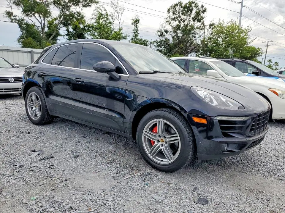 2015 PORSCHE MACAN S  