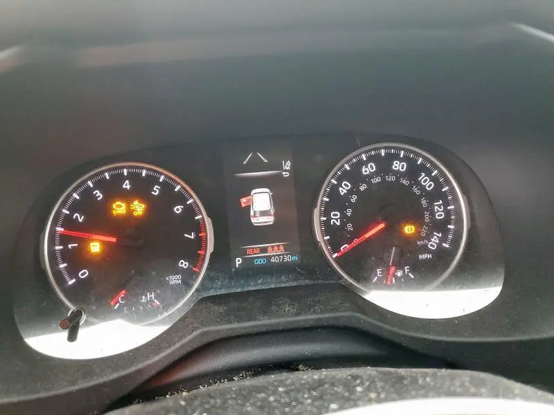2020 TOYOTA RAV4 LE  