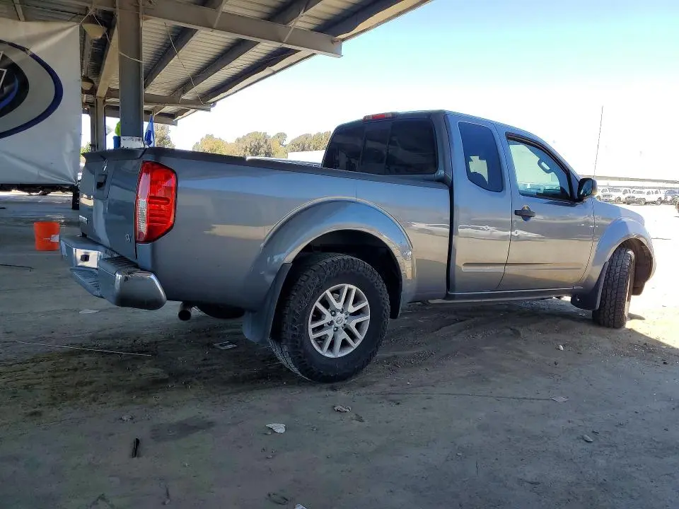 2018 NISSAN FRONTIER SV  