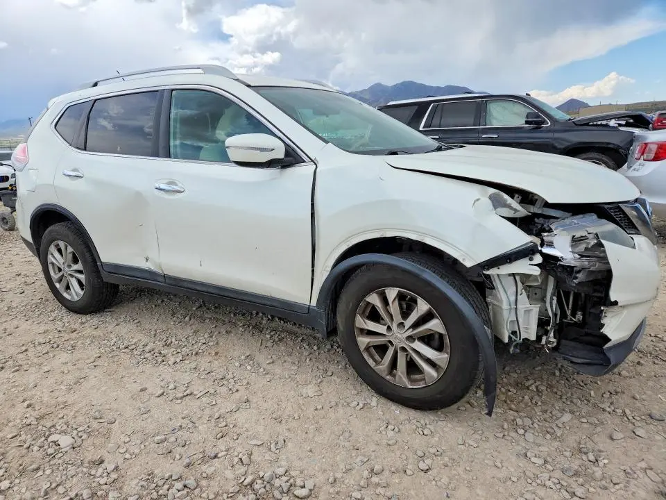 2015 NISSAN ROGUE SV  