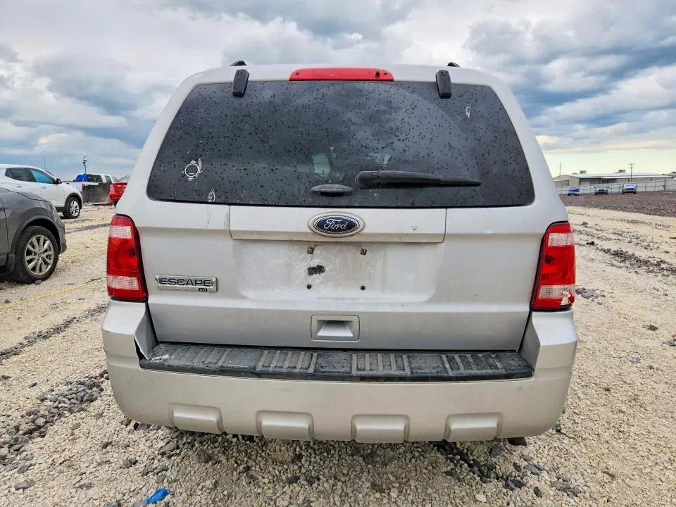 2012 FORD ESCAPE XLT  