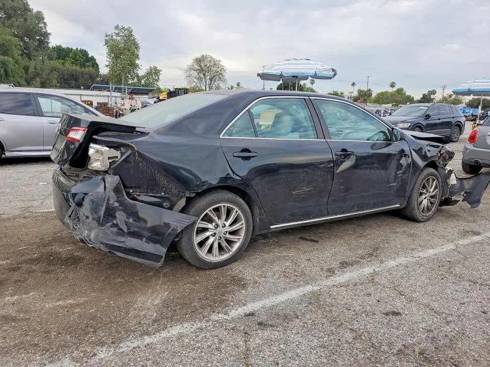 2012 TOYOTA CAMRY LE  